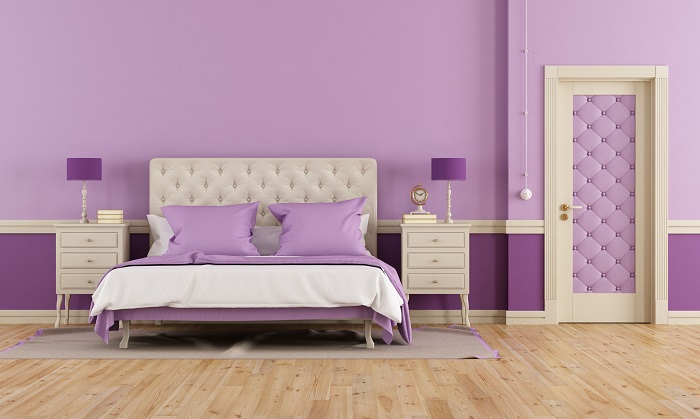 Purple colpour bed room